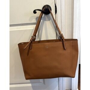 Tory Burch York Gold Buckle Saffiano Tan Leather Tote Brown Lg Carryall HYS001